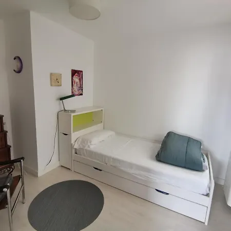 Al Mar Apartment