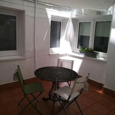 Al Mar Apartment